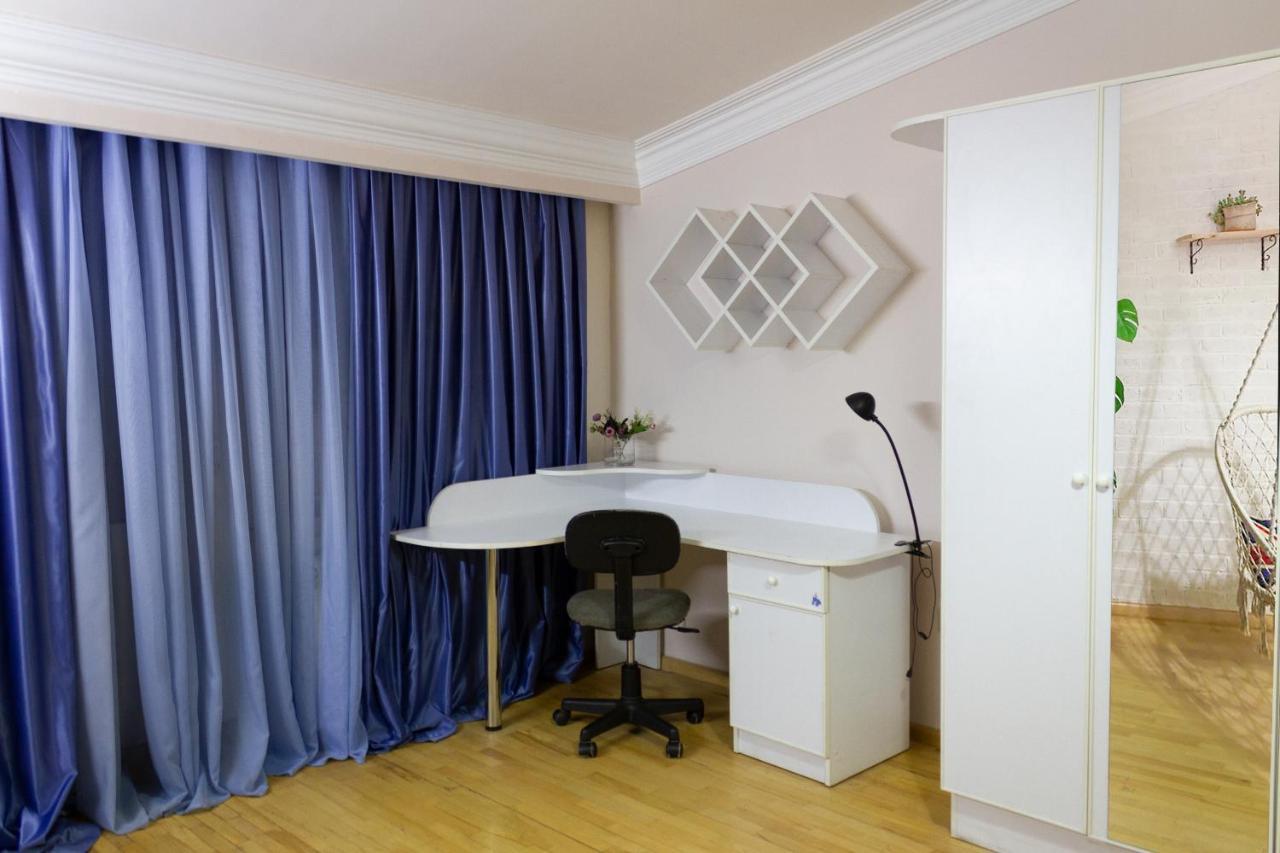 Loft Home In City Center Yerevan Exterior photo